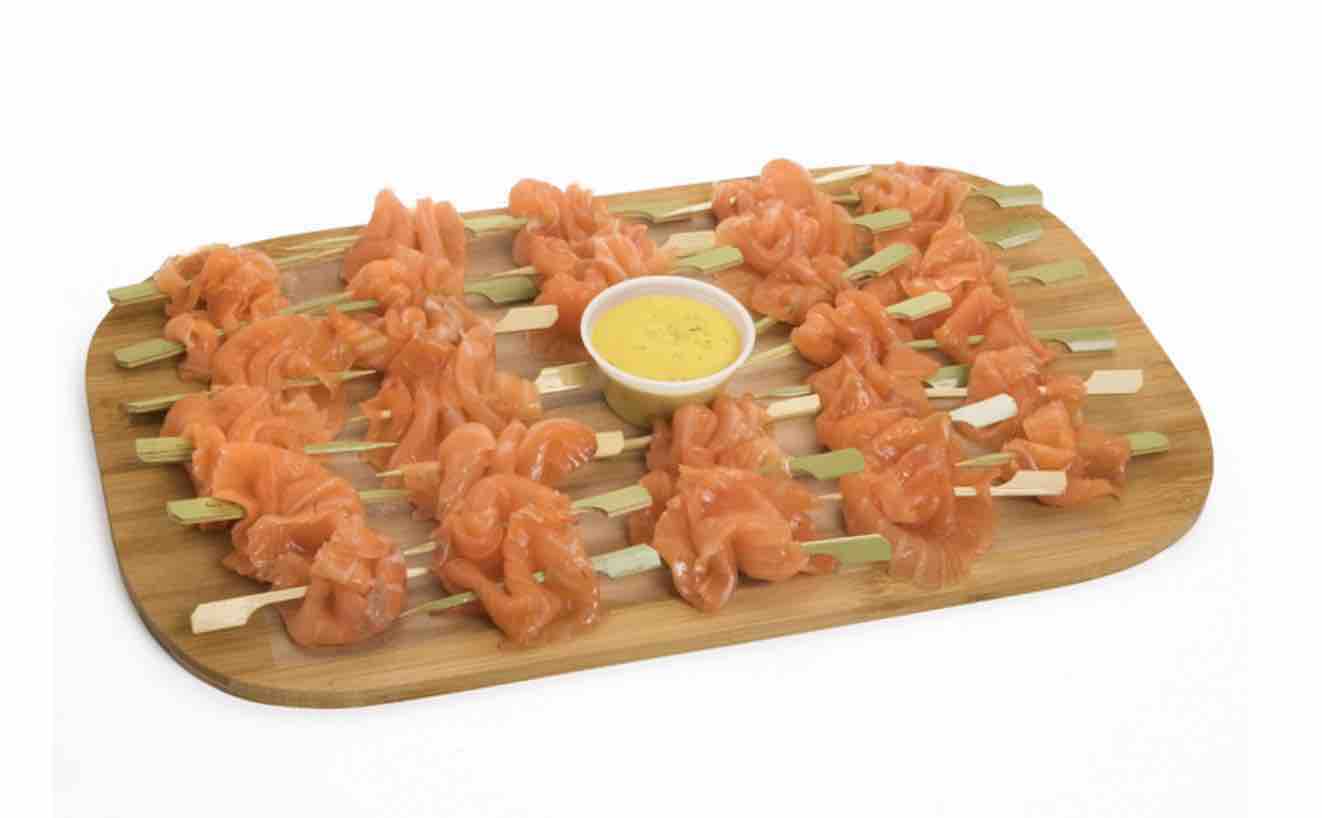 Bandeja de salm&oacute;n de Pasteler&iacute;a Mallorca